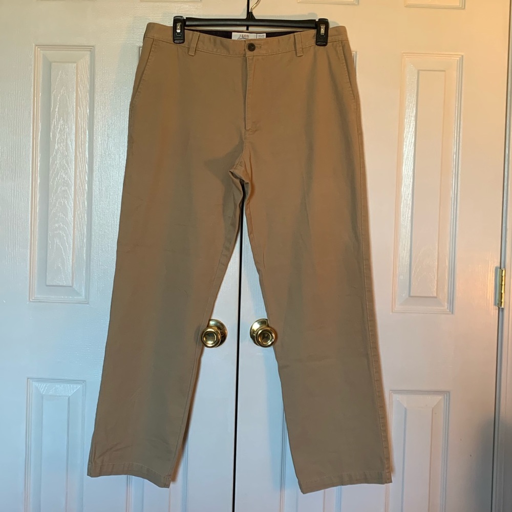 IZOD Chino’s (EUC)